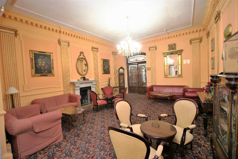 Bristol Hotel Gibraltar Buitenkant foto